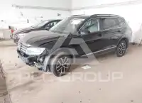 2021 Volkswagen Tiguan photo