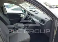 2021 Volkswagen Tiguan photo