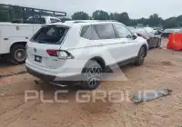 2021 Volkswagen Tiguan фото