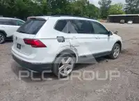 2021 Volkswagen Tiguan photo