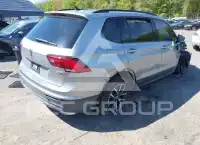 2021 Volkswagen Tiguan фото