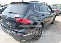 2021 Volkswagen Tiguan фото