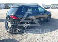2021 Volkswagen Tiguan photo