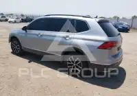 2021 Volkswagen Tiguan фото