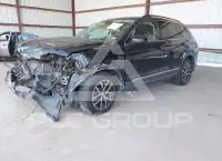 2021 Volkswagen Tiguan фото