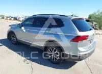 2021 Volkswagen Tiguan фото