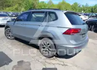 2021 Volkswagen Tiguan фото
