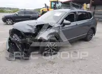 2021 Volkswagen Tiguan фото