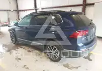 2021 Volkswagen Tiguan photo
