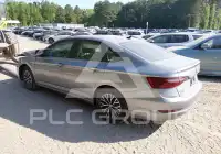 2021 Volkswagen Jetta фото