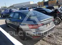 2021 Volkswagen Jetta фото