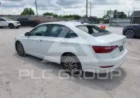2021 Volkswagen Jetta фото