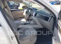 2021 Volkswagen Atlas photo