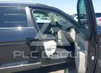 2021 Volkswagen Atlas photo