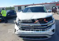 2021 Volkswagen Atlas photo
