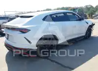 2021 Lamborghini Urus photo