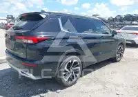 2022 Mitsubishi OUTLANDER фото