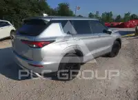2022 Mitsubishi OUTLANDER фото