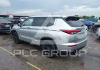 2022 Mitsubishi OUTLANDER фото