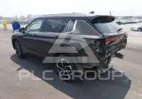 2022 Mitsubishi OUTLANDER photo