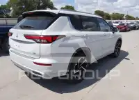 2022 Mitsubishi OUTLANDER фото