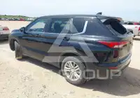 2022 Mitsubishi OUTLANDER photo