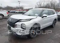 2022 Mitsubishi OUTLANDER фото
