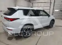 2022 Mitsubishi OUTLANDER фото