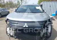 2022 Mitsubishi OUTLANDER фото
