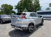 2022 Mitsubishi ECLIPSE фото