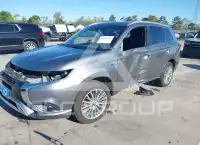 2022 Mitsubishi OUTLANDER photo
