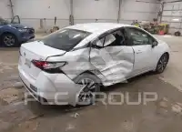 2022 Nissan VERSA photo