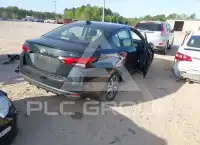 2022 Nissan VERSA фото