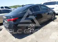 2022 Nissan VERSA фото