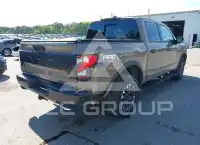 2022 Nissan TITAN фото
