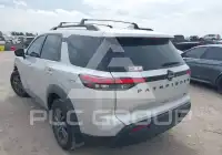 2022 Nissan PATHFINDER photo