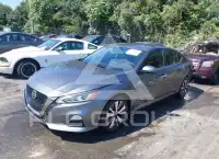 2022 Nissan ALTIMA photo