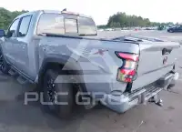 2022 Nissan FRONTIER фото