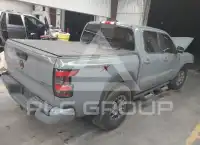 2022 Nissan FRONTIER фото
