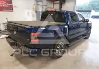 2022 Nissan FRONTIER фото
