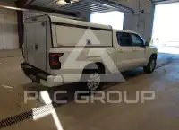 2022 Nissan FRONTIER photo