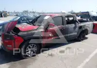 2022 Nissan FRONTIER фото
