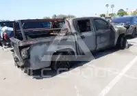 2022 Nissan FRONTIER фото