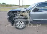 2022 Nissan FRONTIER фото