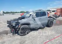 2022 Nissan FRONTIER фото