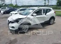 2022 Nissan ROGUE photo