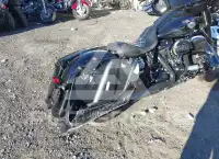 2022 Harley-Davidson FLHX фото