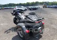 2022 Harley-Davidson FLHTCU фото