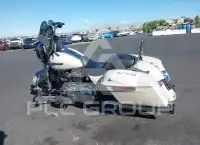 2022 Harley-Davidson FLHX фото