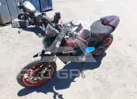 2022 Ducati Monster фото